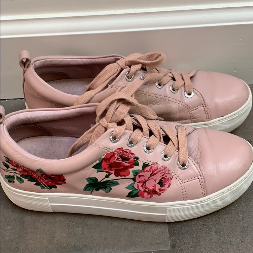 Pink floral J slide tennis shoes